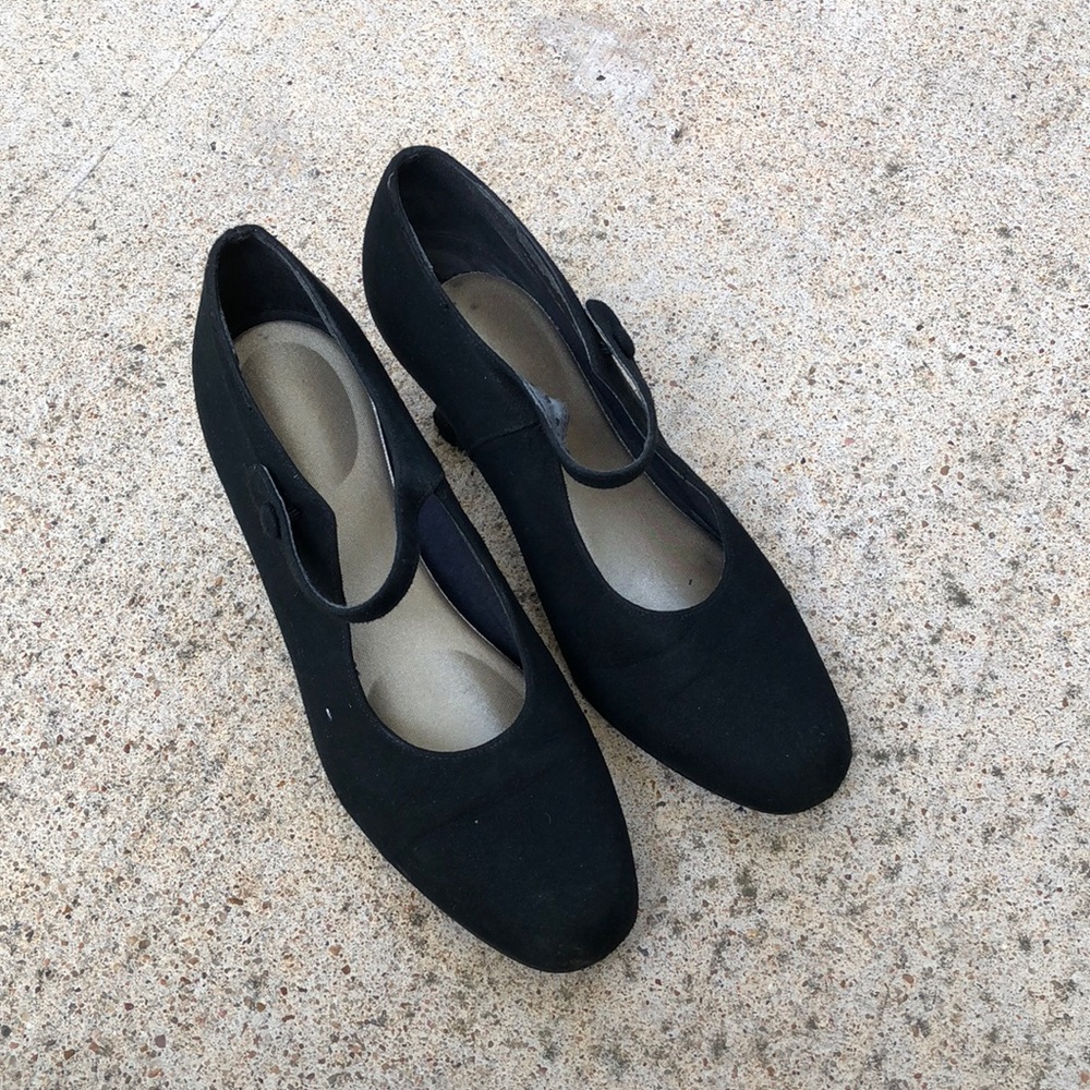 Black heels